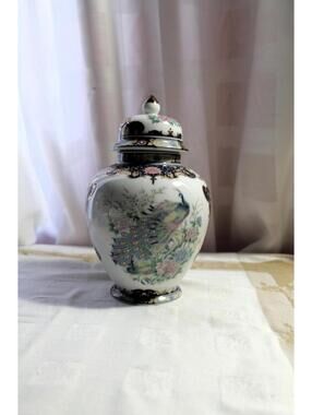 Vintage Toyo Japanese Hand-Painted Porcelain Ginger Jar with Lid, Peacock Motif